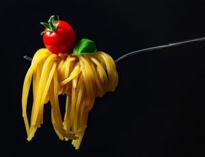 spaghetti, pasta, noodles, italian, eat, food, carbohydrates, cook, lunch, italy, vegetarian, meal, nutrition, tasty, delicious, fork, cutlery, italian food, italian cuisine, food photography, pasta, pasta, food, food, food, food, food